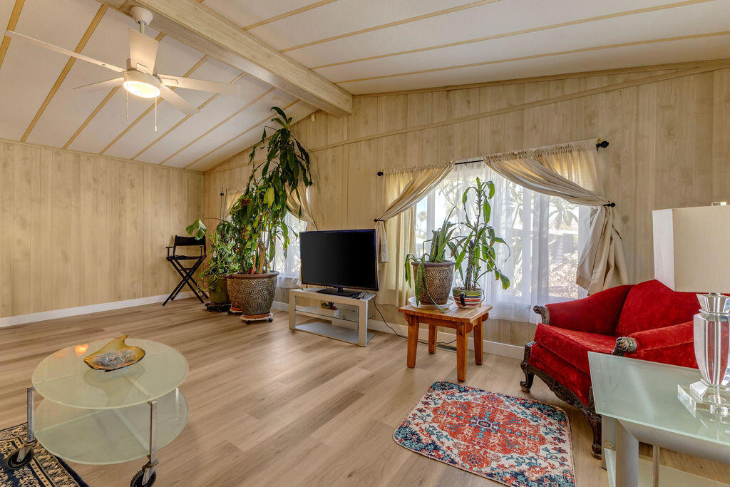 5 Prickly Pear Lane Property Photo 11