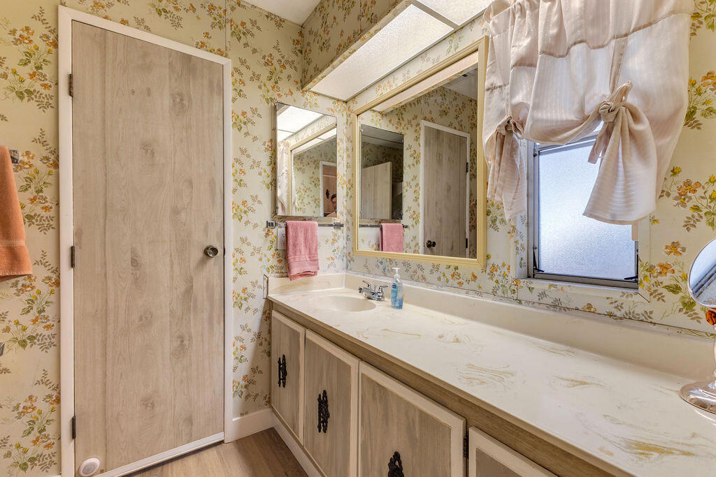 5 Prickly Pear Lane Property Photo 32