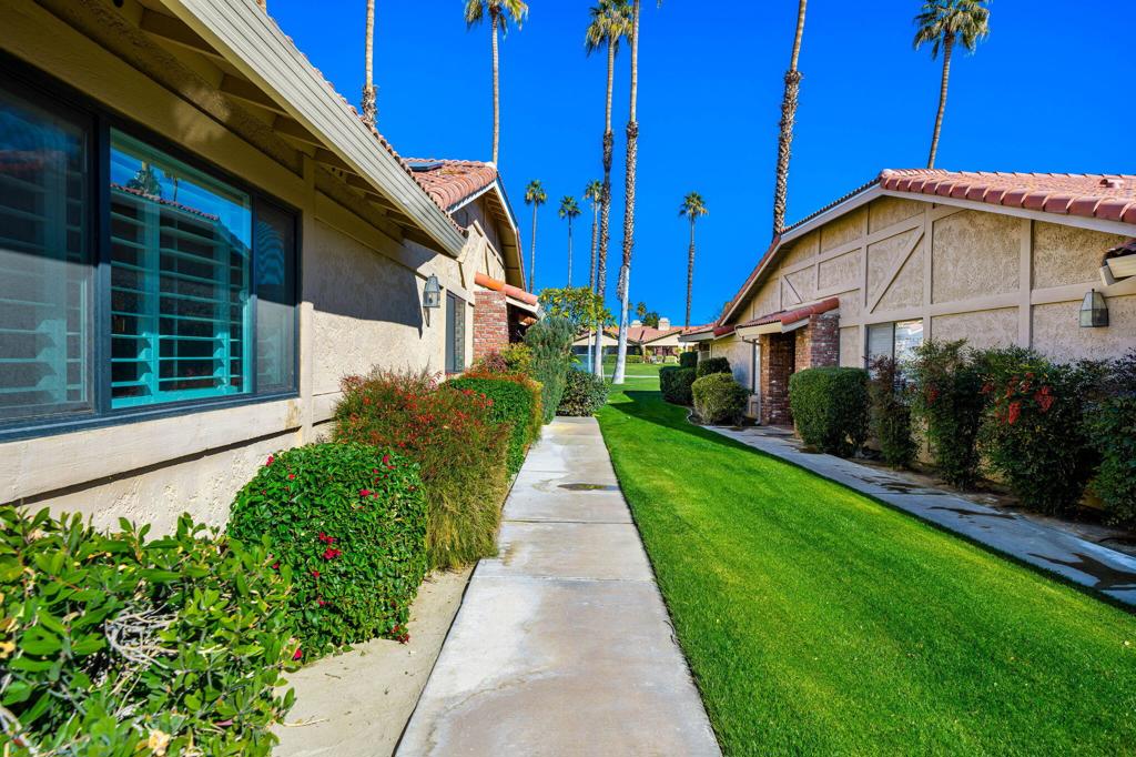 152 Camino Arroyo S Property Photo 8
