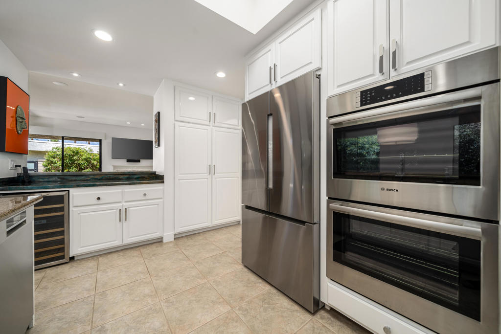 7 Dartmouth Drive Property Photo 10