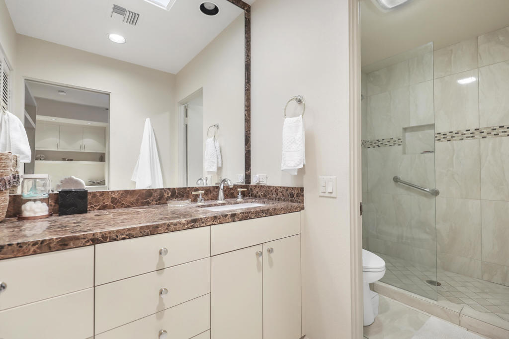 829 Inverness Property Photo 25