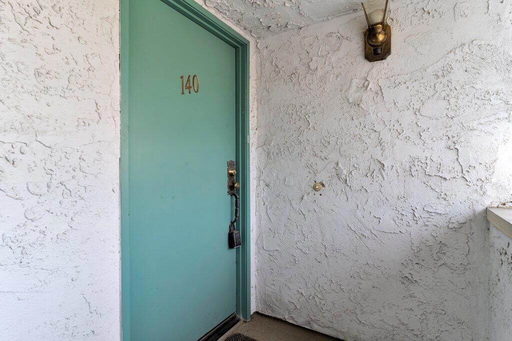 5301 E Waverly Drive 140 Property Photo 2
