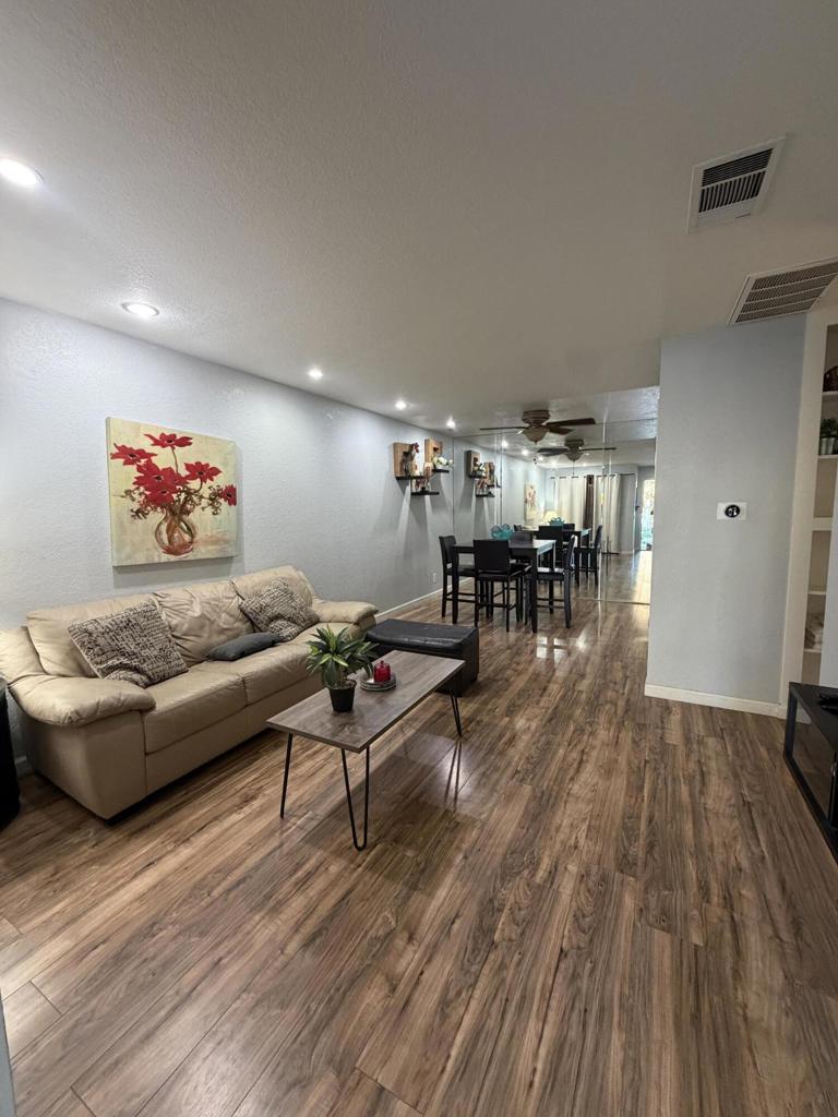 680 N Ashurst Court 115 Property Photo 3