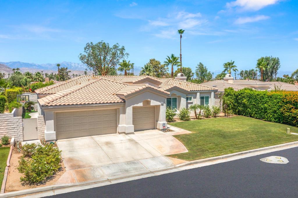 44163 Yucca Drive Property Photo 3