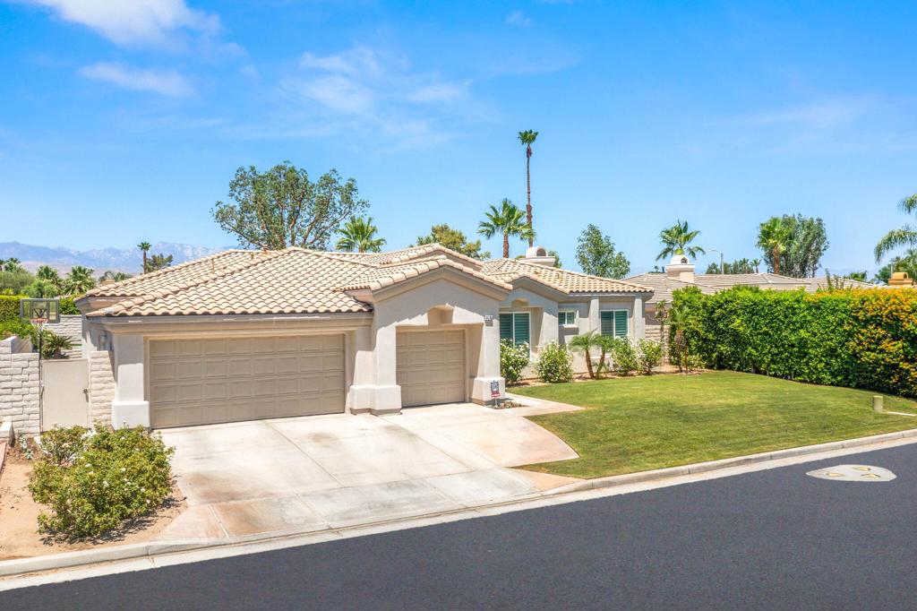44163 Yucca Drive Property Photo 10
