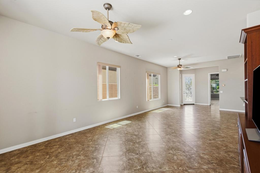 81526 Avenida Viesca Property Photo 13