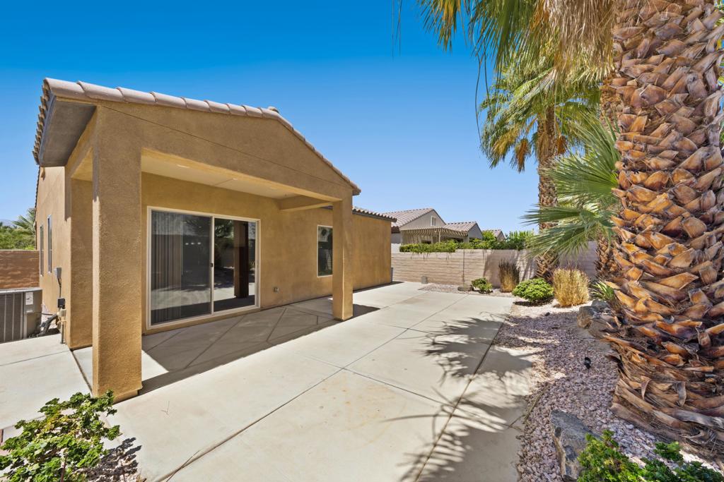 81526 Avenida Viesca Property Photo 28