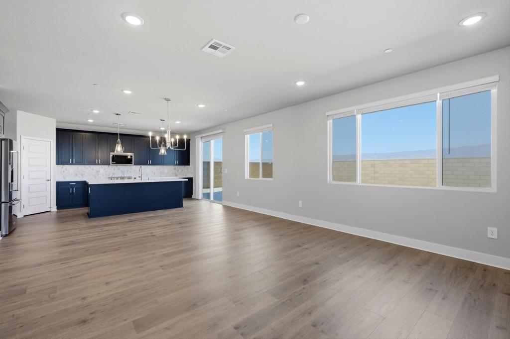 36180 Cameron Place Property Photo 11
