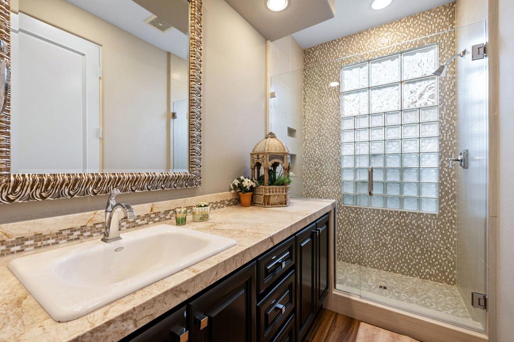704 Mission Creek Drive Property Photo 33