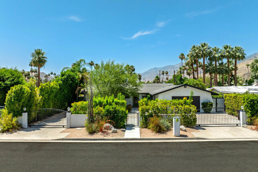 263 E Morongo Road Property Photo 6