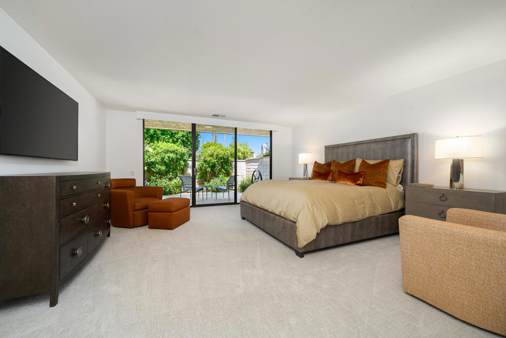 7 Dartmouth Drive Property Photo 4