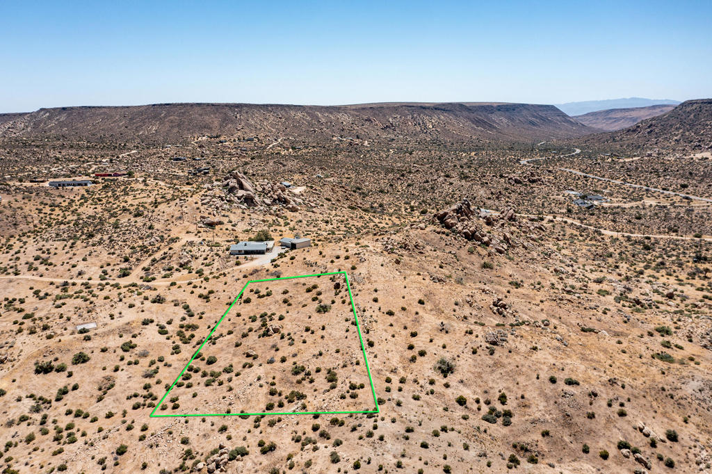 53102 Geronimo Trail Property Photo 13