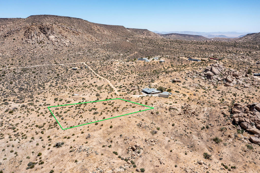 53102 Geronimo Trail Property Photo 14
