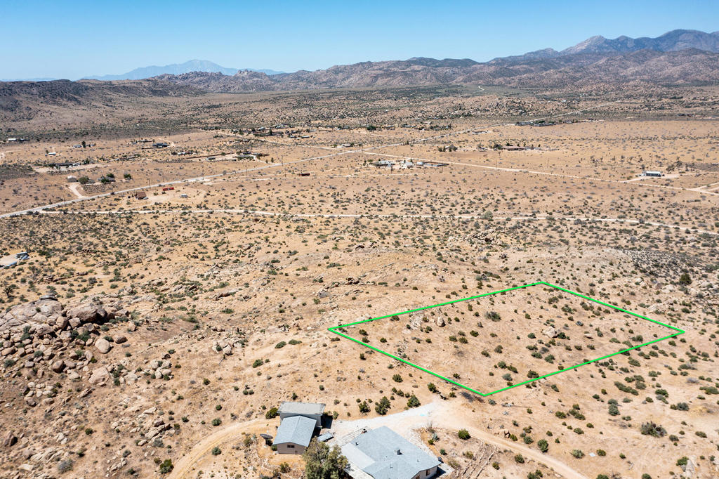 53102 Geronimo Trail Property Photo 16
