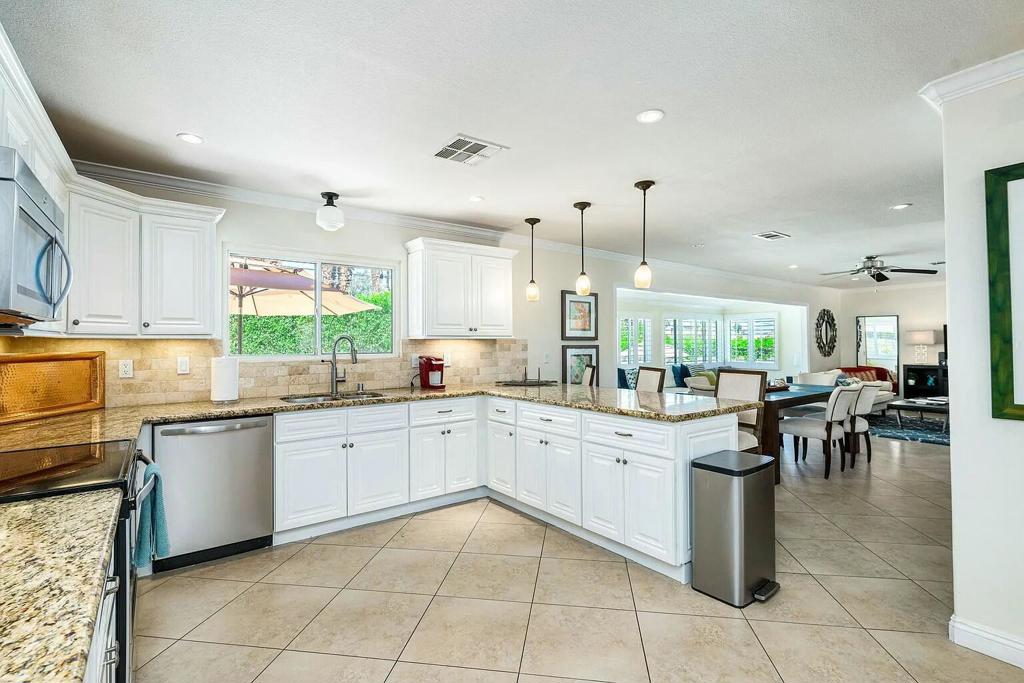 46890 Highland Palms Drive Property Photo 12