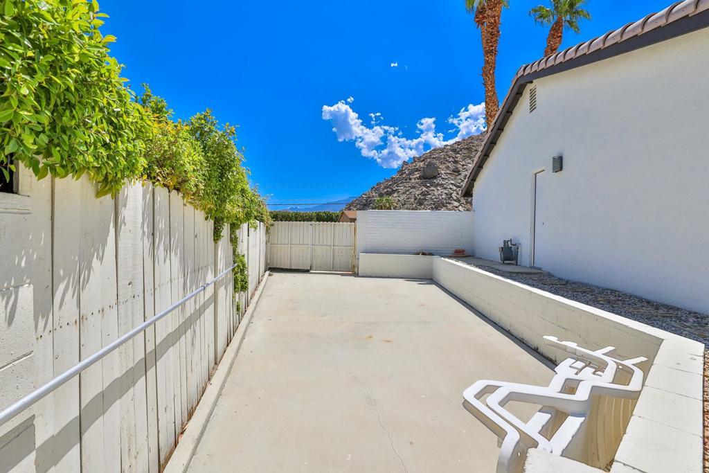 46890 Highland Palms Drive Property Photo 33