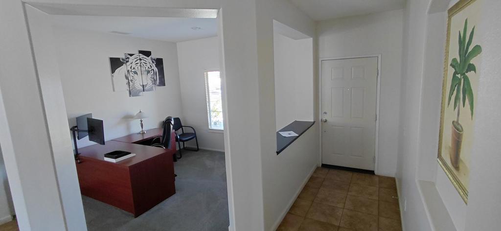 1523 Bryan Street Property Photo 7
