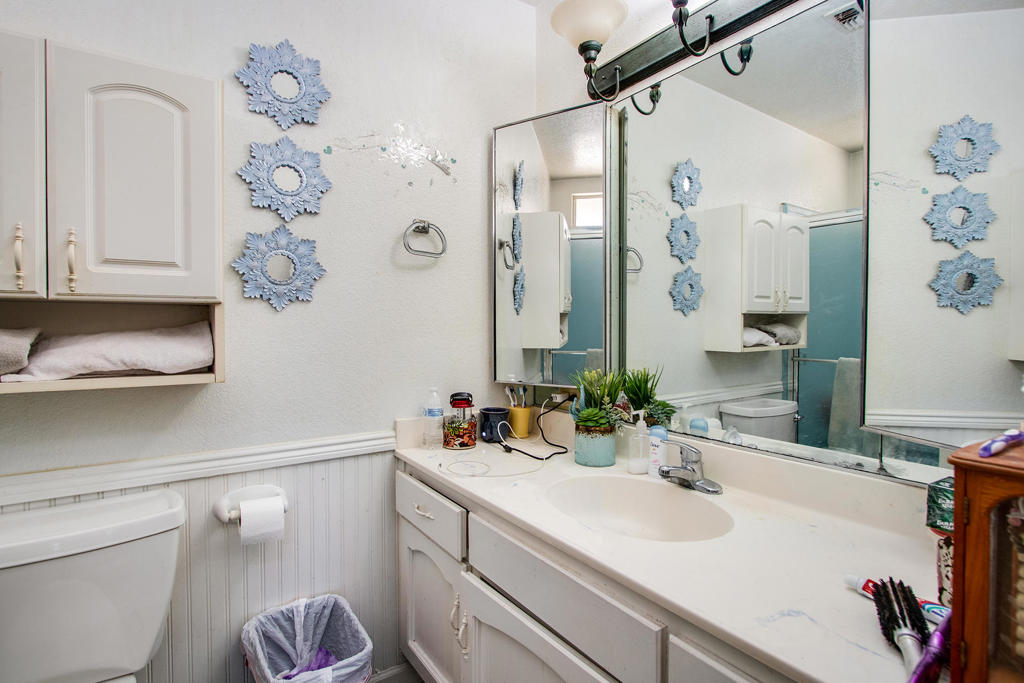 56949 Spencer Road Property Photo 10
