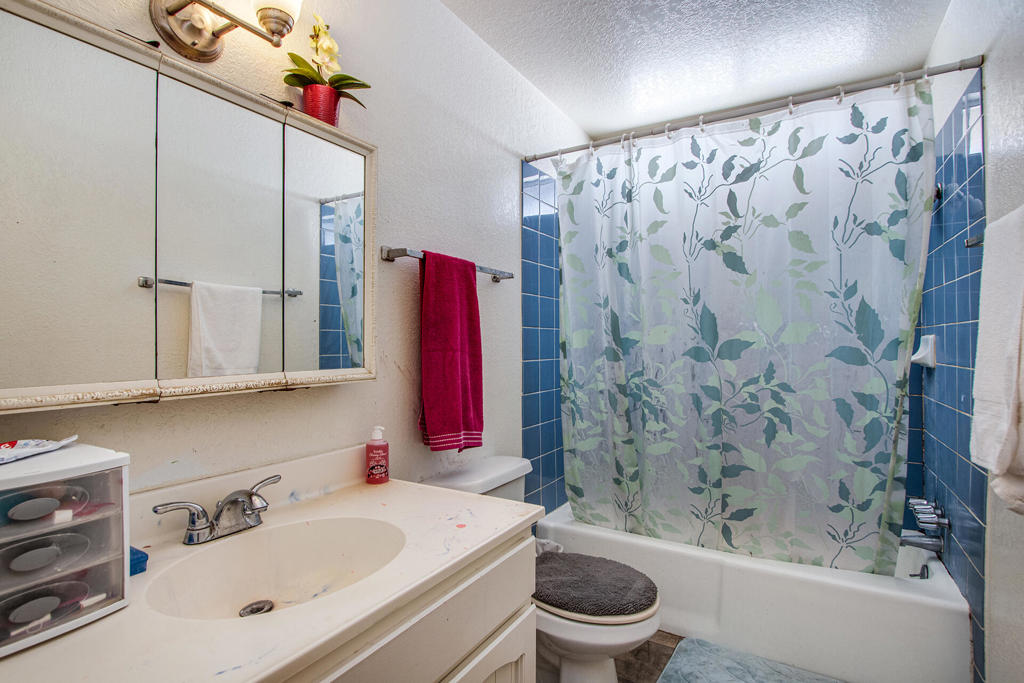 56949 Spencer Road Property Photo 13