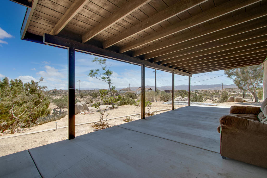 56949 Spencer Road Property Photo 18