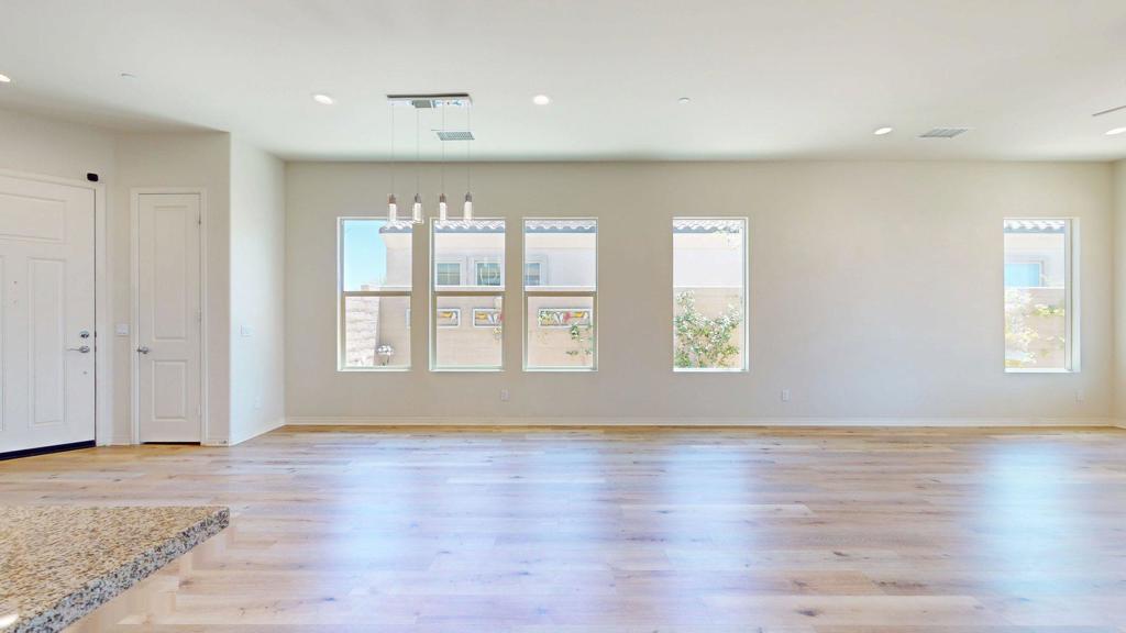 25 Pinot Noir Property Photo 10