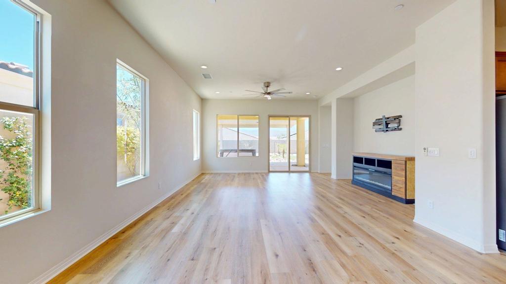 25 Pinot Noir Property Photo 14