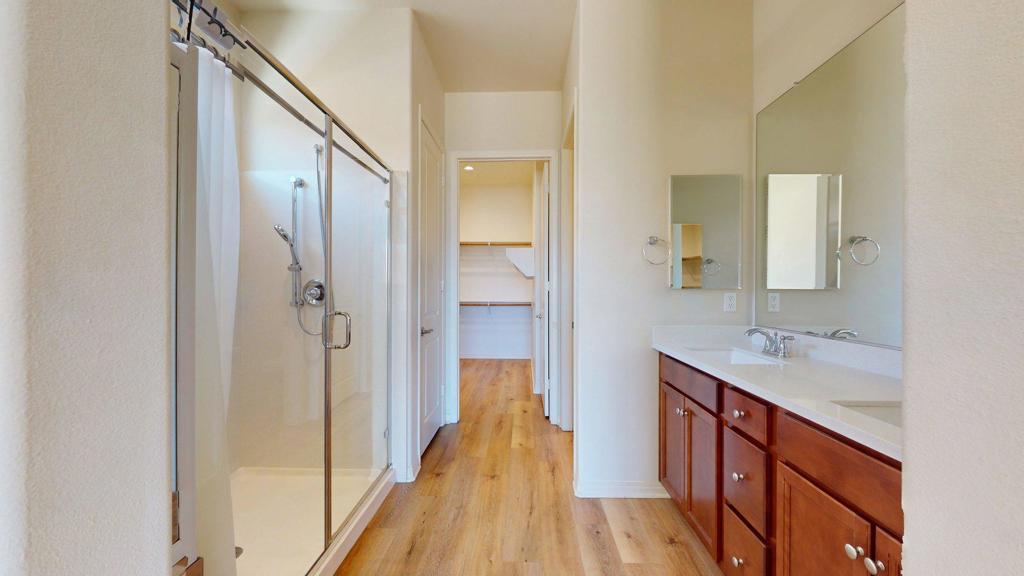 25 Pinot Noir Property Photo 27