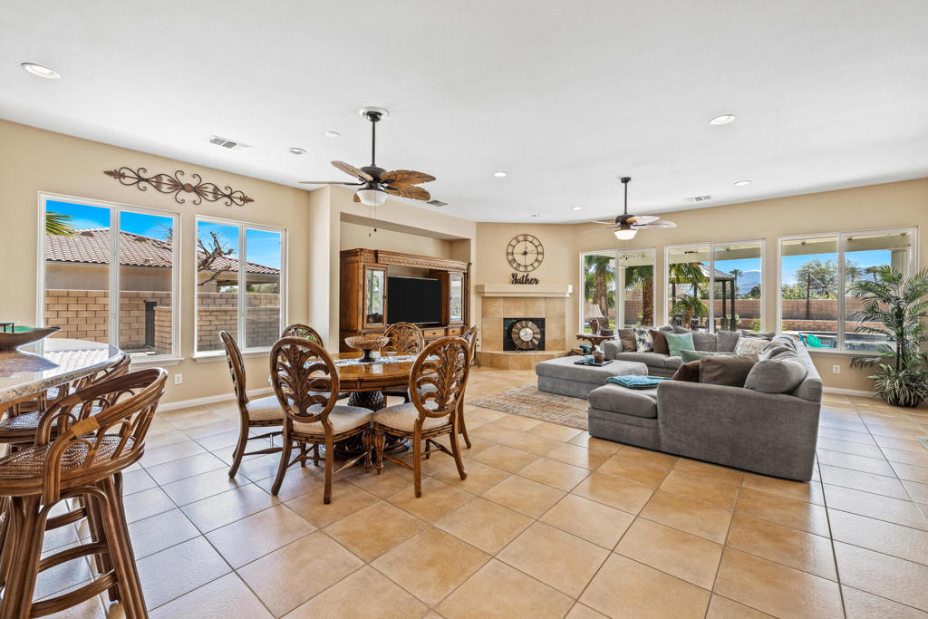 80445 Paria Way Property Photo 11