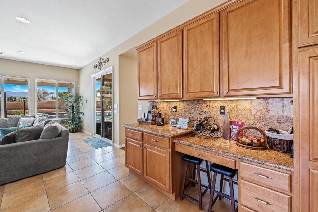 80445 Paria Way Property Photo 13