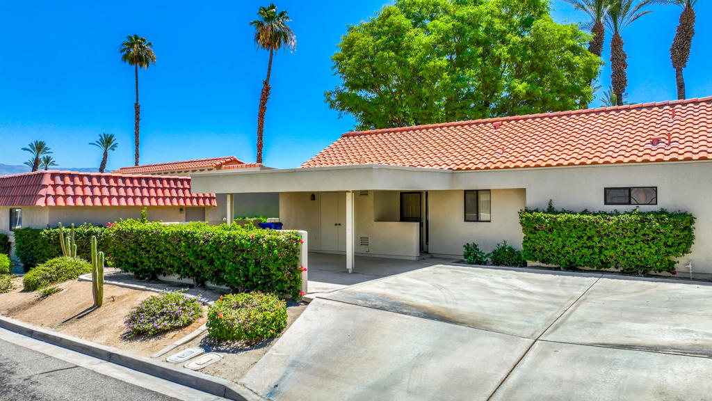 41726 Resorter Boulevard Property Photo 1