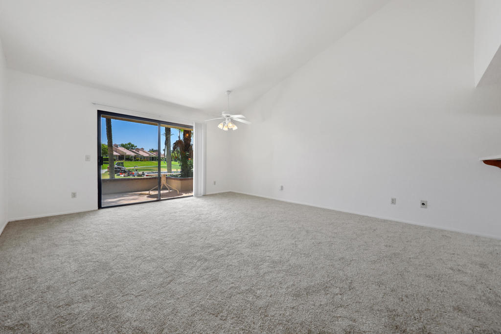 41726 Resorter Boulevard Property Photo 2