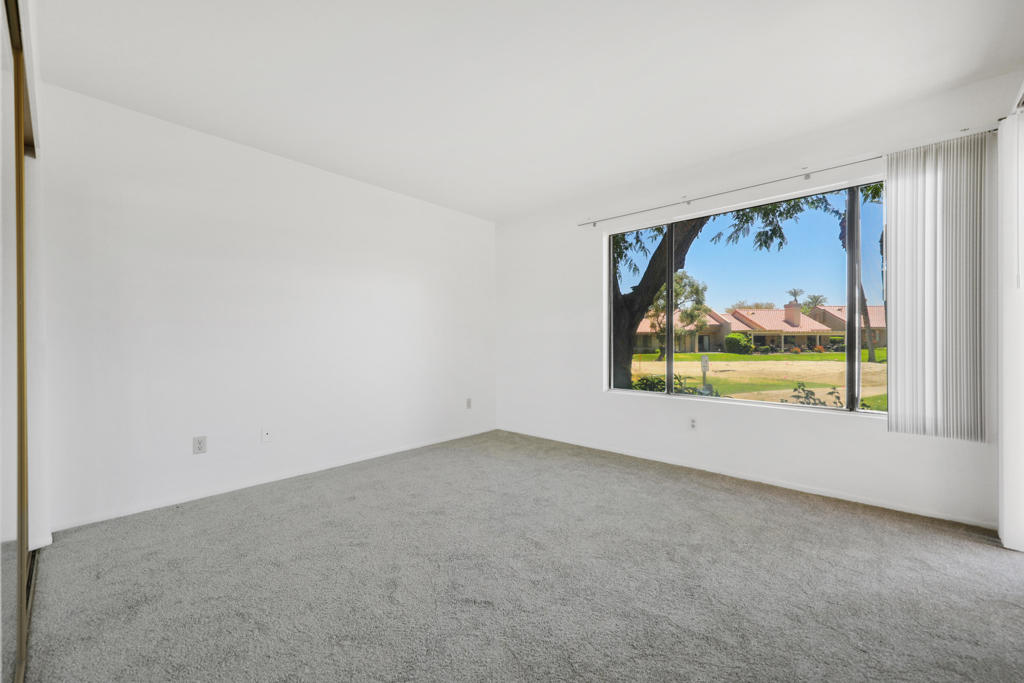 41726 Resorter Boulevard Property Photo 8