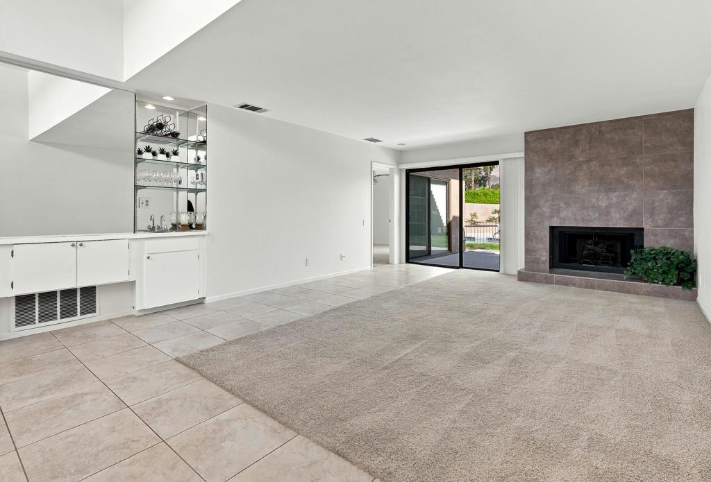 48953 Canyon Crest Lane Property Photo 6