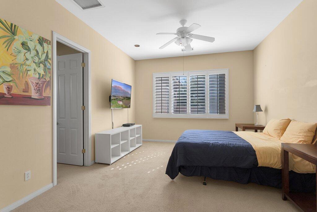 8 Macbeth Court Property Photo 18