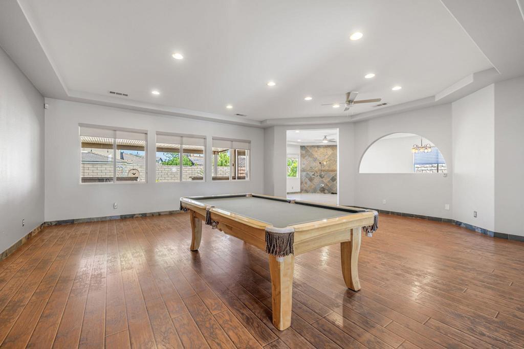 43425 Sentiero Drive Property Photo 7