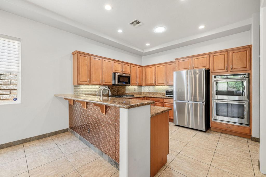 43425 Sentiero Drive Property Photo 11