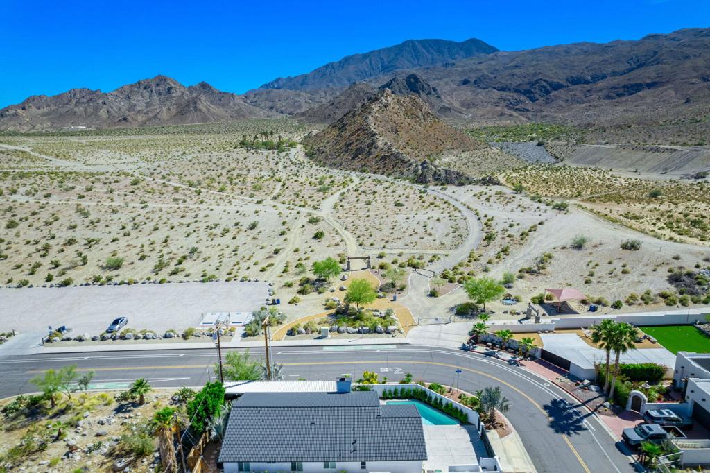 54990 Avenida Madero Property Photo 8