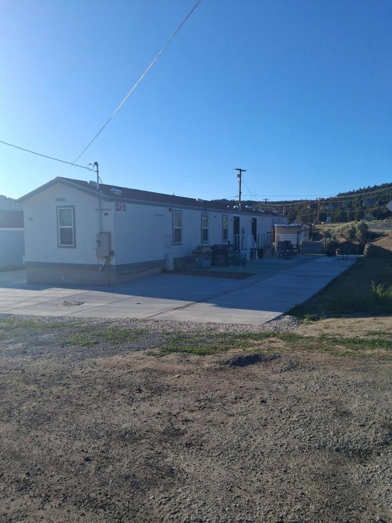 45456 7th Street Property Photo 2