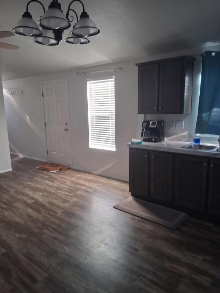 45456 7th Street Property Photo 6