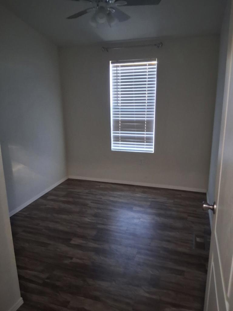 45456 7th Street Property Photo 10