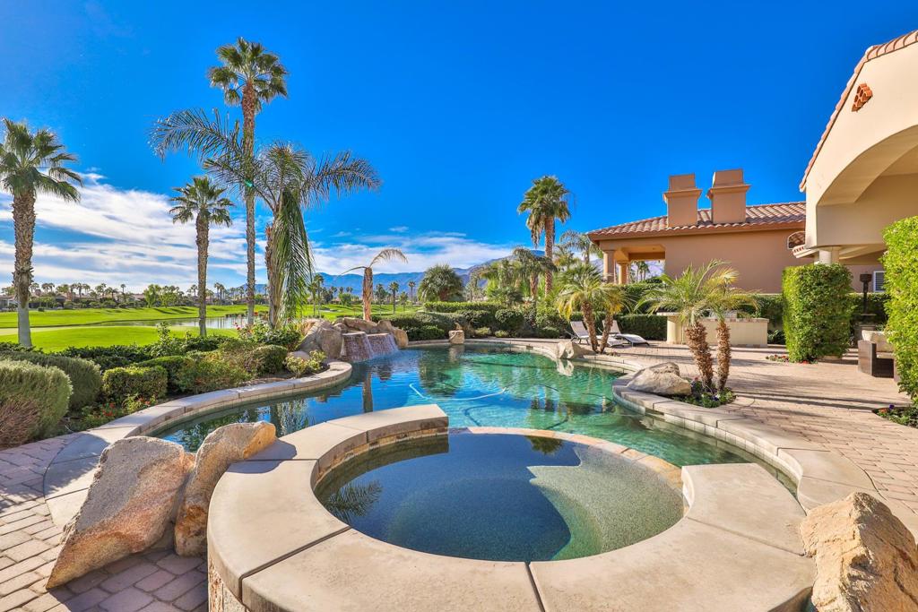 48474 Vista Palomino Property Photo 7