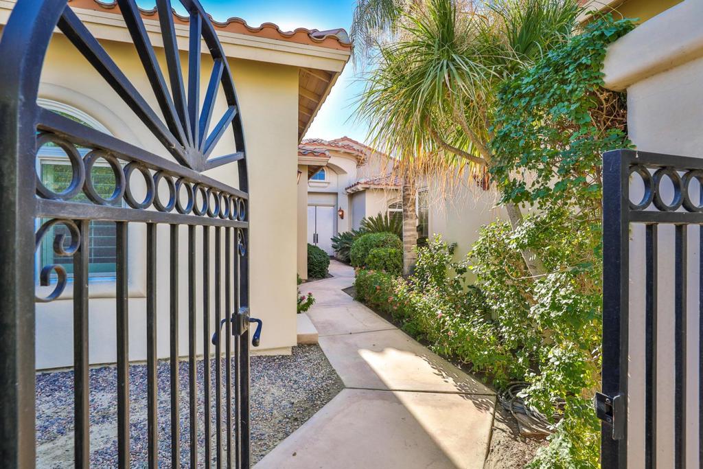 48474 Vista Palomino Property Photo 58