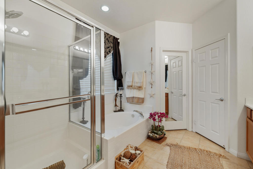 42753 Della Place Property Photo 18