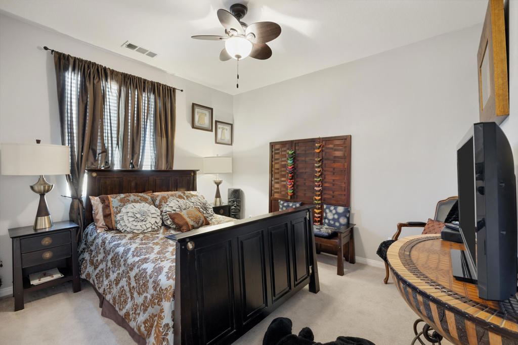 42753 Della Place Property Photo 21