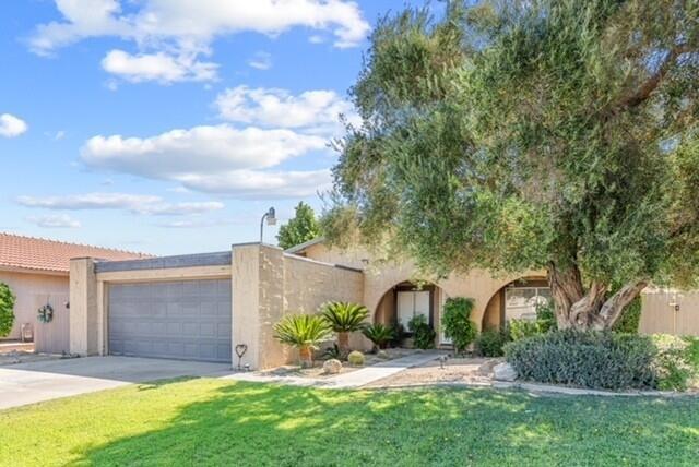 45690 Capistrano Street Property Photo 2