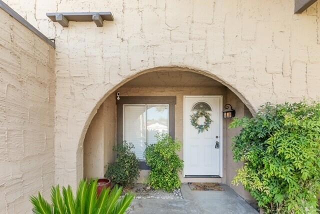 45690 Capistrano Street Property Photo 6
