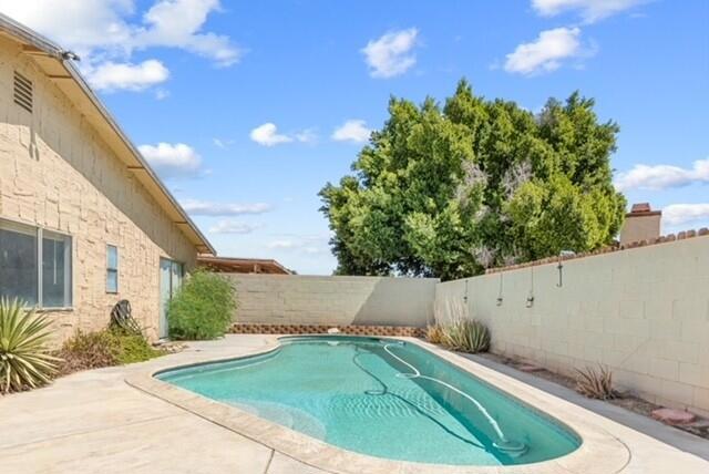 45690 Capistrano Street Property Photo 8