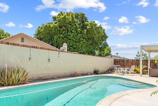 45690 Capistrano Street Property Photo 10