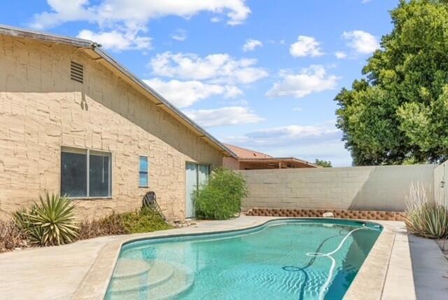 45690 Capistrano Street Property Photo 11
