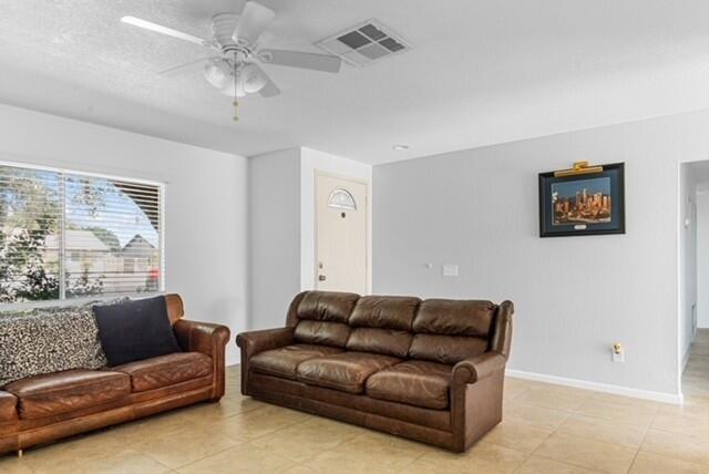 45690 Capistrano Street Property Photo 15